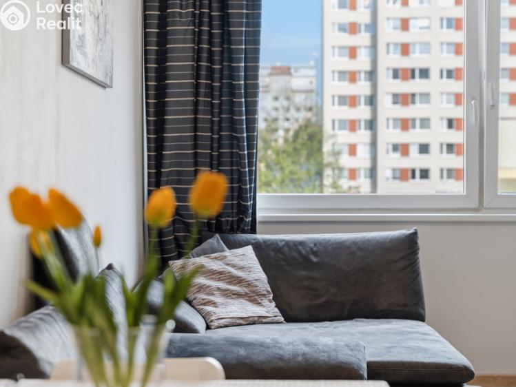 Pronájem bytu 3+KK Praha, Malkovského 597 č. 6