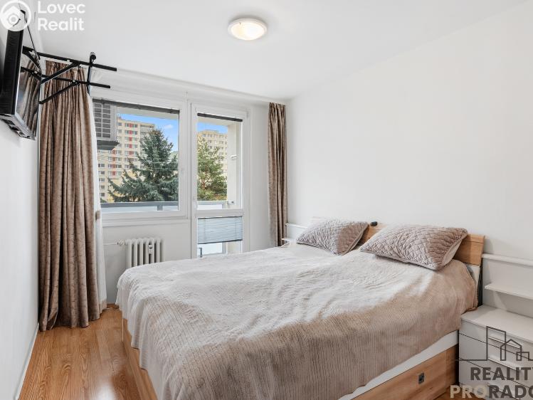 Pronájem bytu 3+KK Praha, Malkovského 597 č. 8