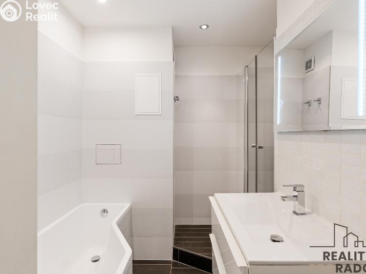 Pronájem bytu 3+KK Praha, Malkovského 597 č. 15