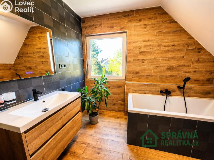 Prodej rodinného domu Dobřany č. 12