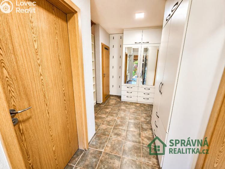 Prodej rodinného domu Dobřany č. 13