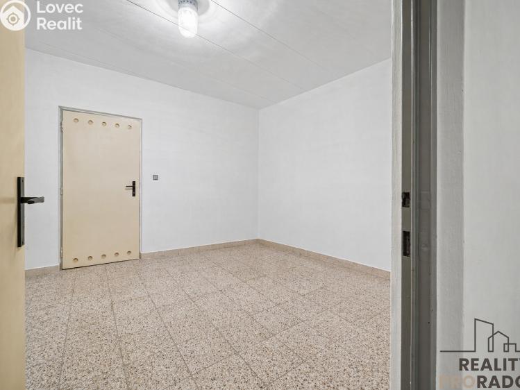 Pronájem bytu 1+1 Pardubice, Jana Zajíce 953 č. 14