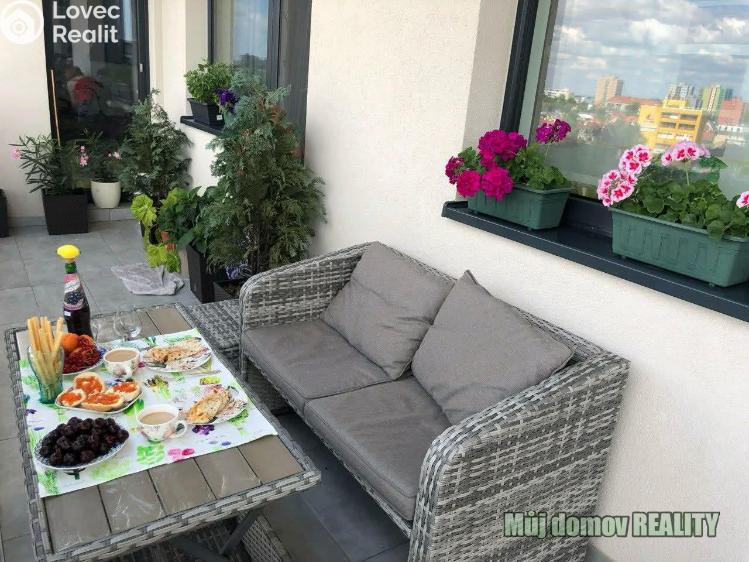 Pronájem bytu 4+KK Praha č. 3