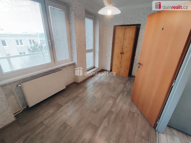 Pronájem bytu 4+1 Roudnice nad Labem, Neklanova č. 8