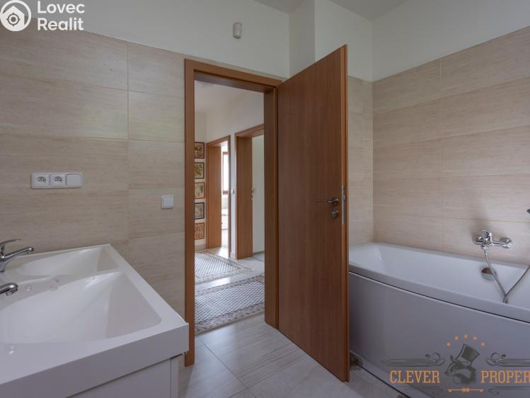 Prodej rodinného domu Praha, Pod zámečkem č. 18