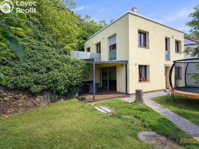 Prodej rodinného domu Praha, Pod zámečkem č. 3