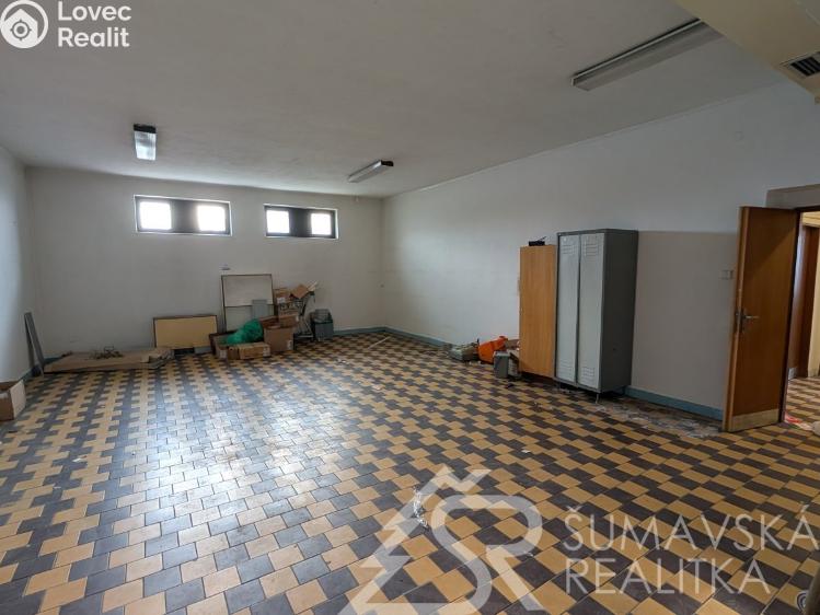 Prodej obchodního prostoru Předslav č. 21