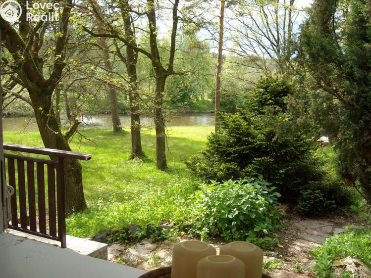 Prodej chaty Planá nad Lužnicí, Na Černé č. 22