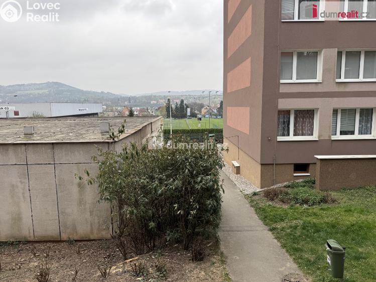 Prodej bytu 1+1 Králův Dvůr, Nad Stadionem č. 13