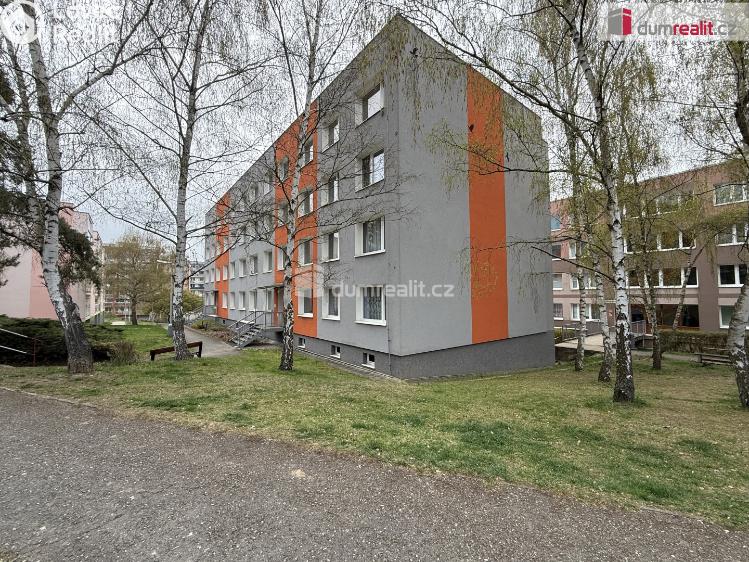 Prodej bytu 1+1 Králův Dvůr, Nad Stadionem č. 15