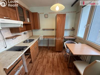 Prodej bytu 1+1 Králův Dvůr, Nad Stadionem č. 1