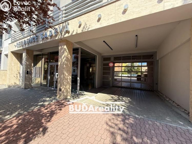 Pronájem bytu 1+1 Zlín, Sadová 7250 č. 11