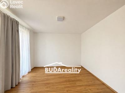 Pronájem bytu 1+1 Zlín, Sadová 7250 č. 5