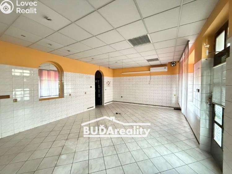 Prodej obchodního prostoru Tlumačov, Masarykova č. 3