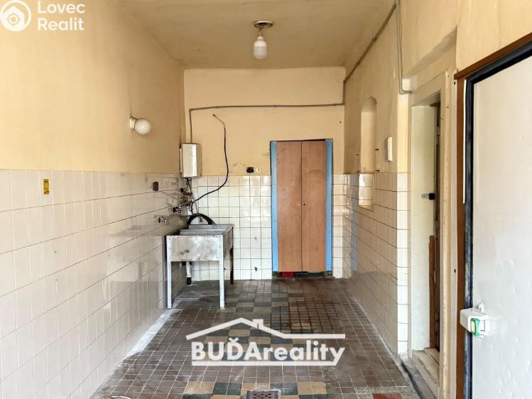 Prodej obchodního prostoru Tlumačov, Masarykova č. 5