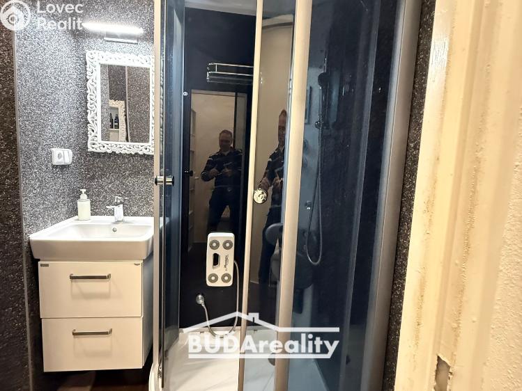 Prodej bytu 3+1 Zlín, Husova 796 č. 4