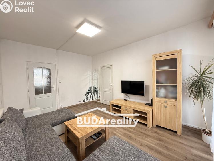 Prodej bytu 3+1 Zlín, Husova 796 č. 8