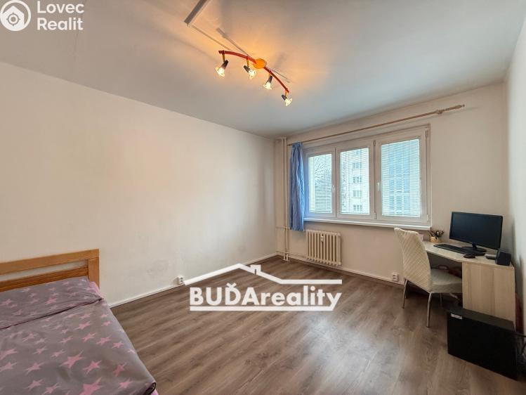 Prodej bytu 3+1 Zlín, Husova 796 č. 9