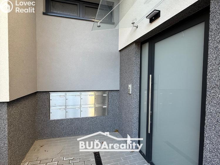 Pronájem bytu 1+KK Otrokovice, tř. Osvobození 1075 č. 2