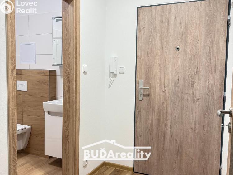 Pronájem bytu 1+KK Otrokovice, tř. Osvobození 1075 č. 9