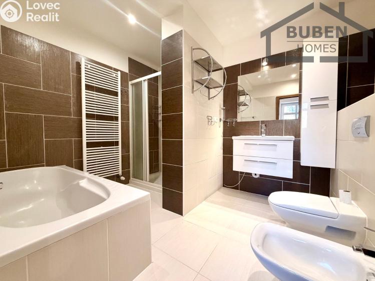 Sale family house Tachov, Hradební 79 č. 11