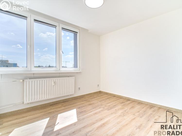 Pronájem bytu 2+KK Ostrava, Varenská 2941/12 č. 7