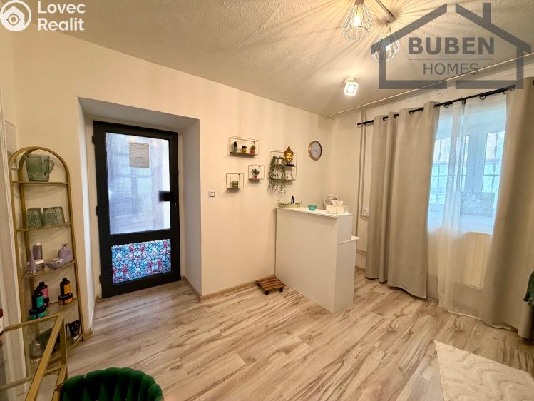 Оренда торгового приміщення Tachov, Husitská č. 14