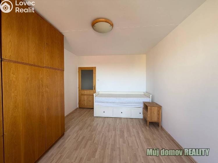 Pronájem bytu 3+1 Praha, Hledíková č. 7