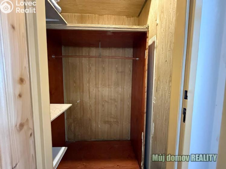 Pronájem bytu 3+1 Praha, Hledíková č. 15