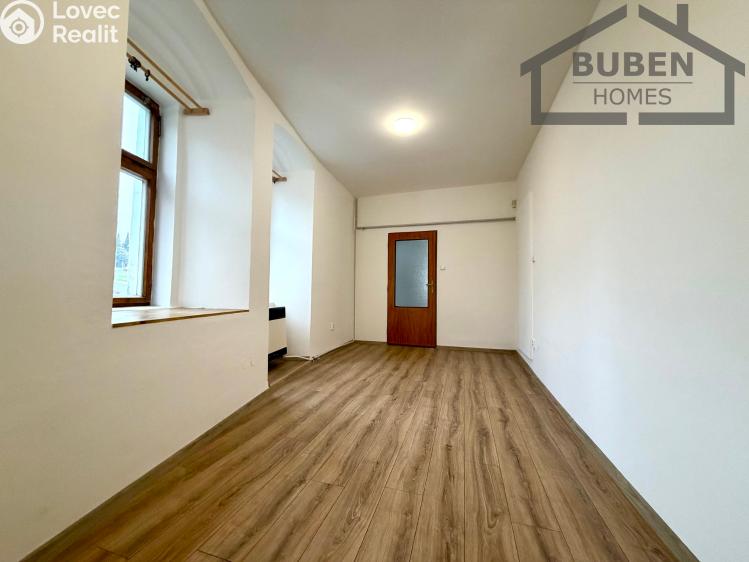 Pronájem bytu 2+1 Tachov, Husitská 35 č. 16