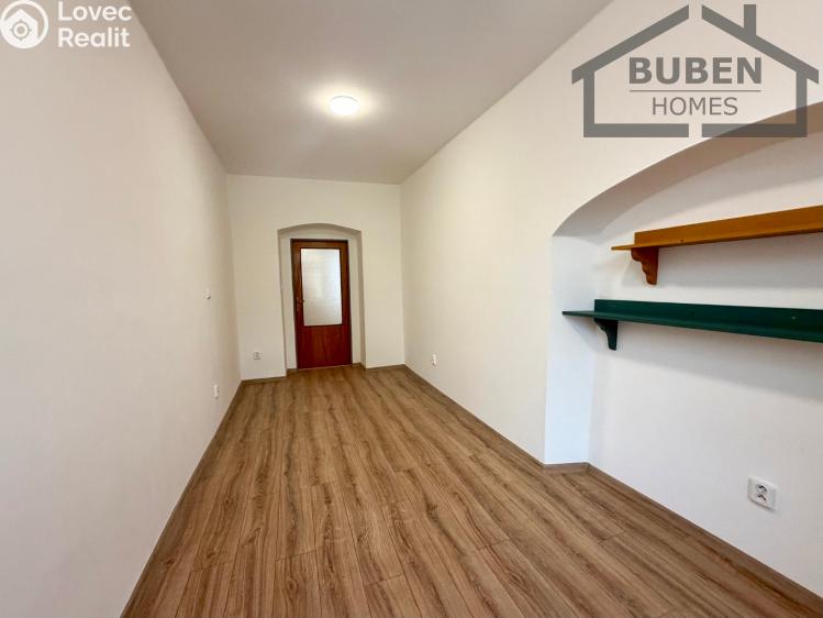 Pronájem bytu 2+1 Tachov, Husitská 35 č. 18