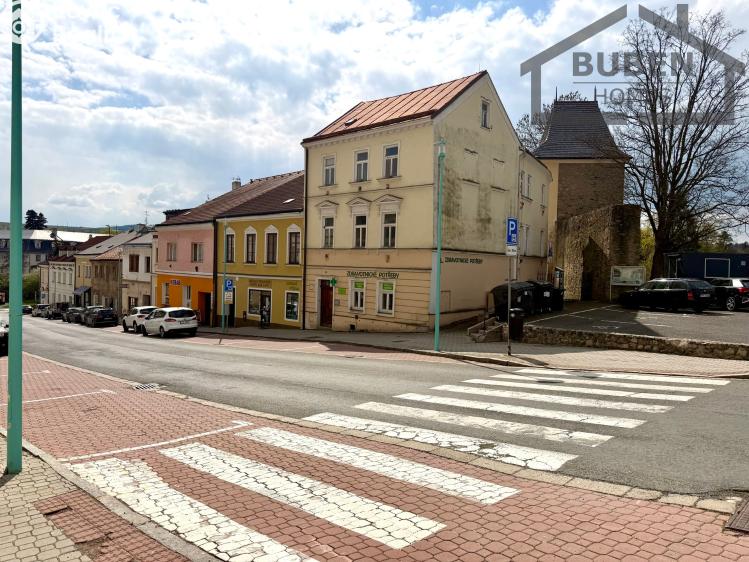 Pronájem bytu 2+1 Tachov, Husitská 35 č. 27