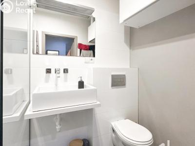 Rent apartment 1+1 Praha, Biskupcova č. 7