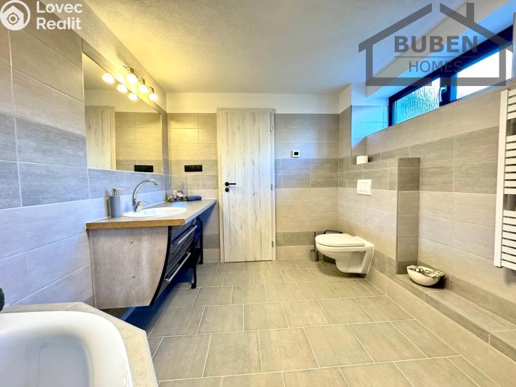 Prodej činžovního domu Tachov, Dolní Předměstí 144 č. 28