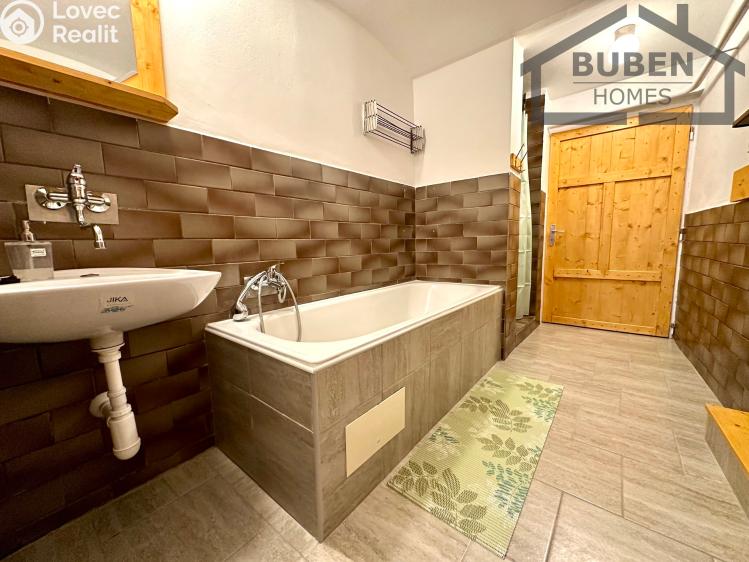 Prodej činžovního domu Tachov, Dolní Předměstí 144 č. 51