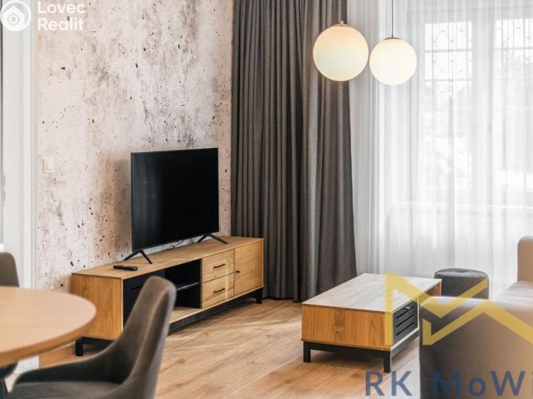 Pronájem bytu 2+KK Praha, Čáslavská č. 9