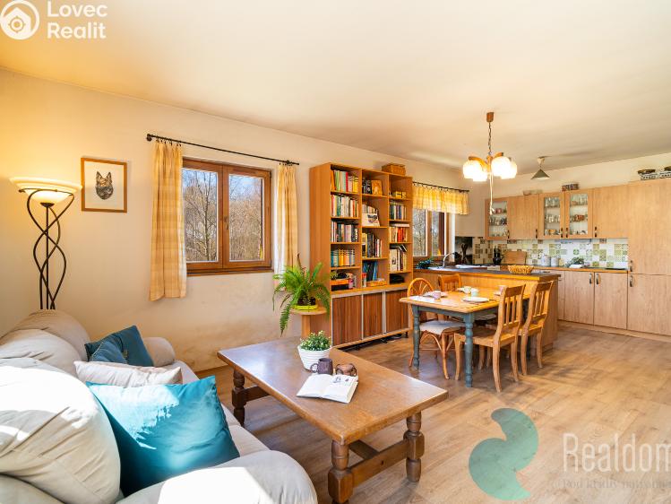 Prodej rodinného domu Benešov nad Černou č. 7