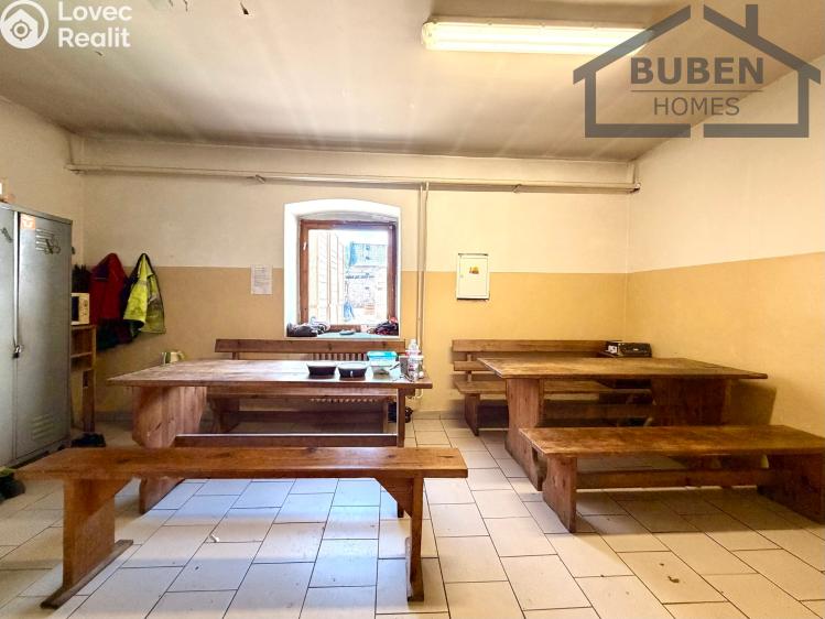 Prodej výrobní haly Tisová č. 30