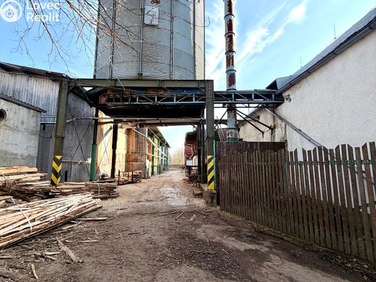 Prodej výrobní haly Tisová č. 77