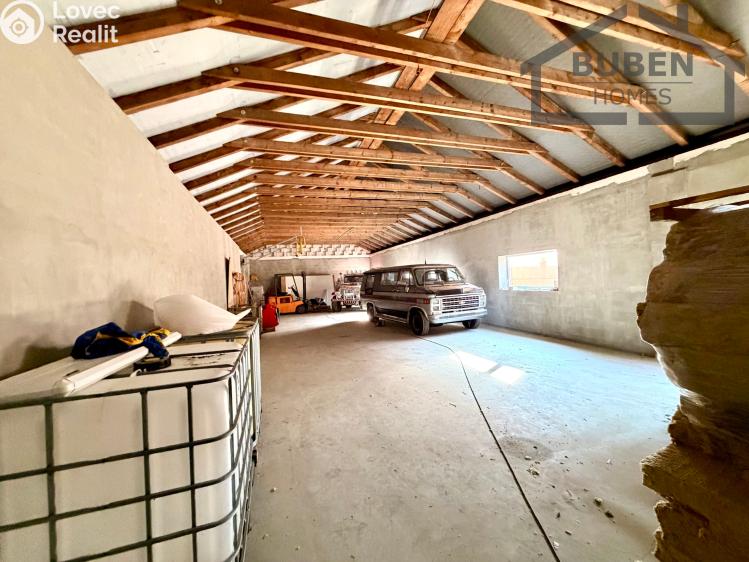 Prodej obchodního prostoru Planá č. 5