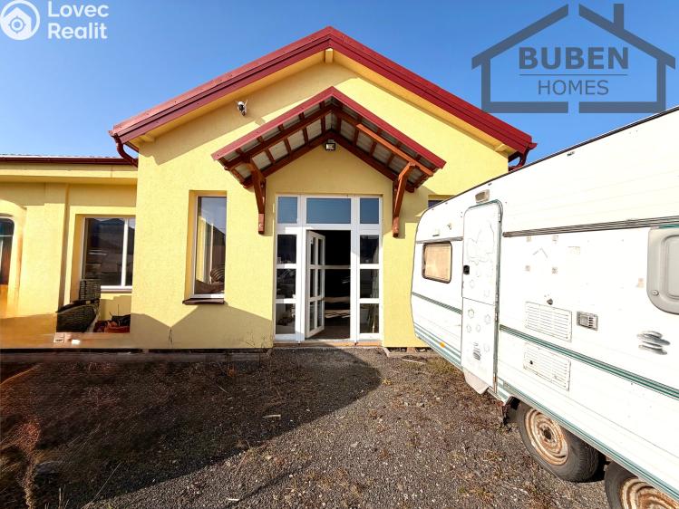 Prodej obchodního prostoru Planá č. 10