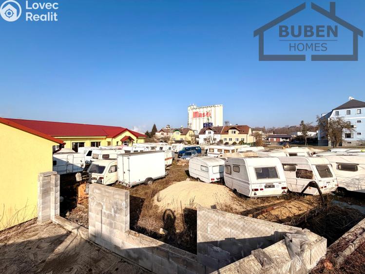 Prodej obchodního prostoru Planá č. 16