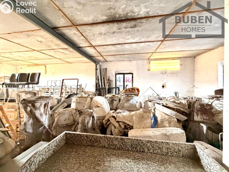 Prodej obchodního prostoru Planá č. 24