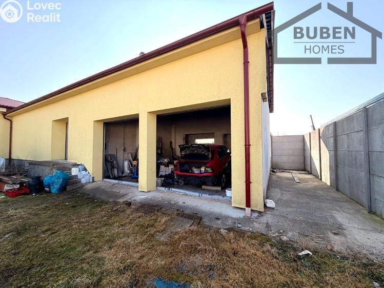 Prodej obchodního prostoru Planá č. 27