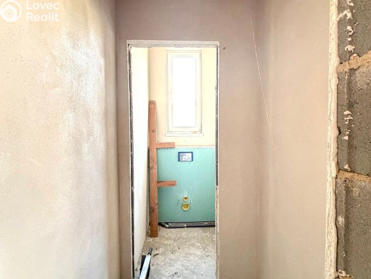 Prodej obchodního prostoru Planá č. 40