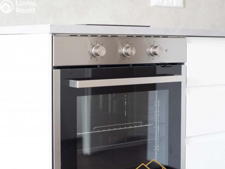 Pronájem bytu 2+KK Praha 10, Dolní Měcholupy, Honzíkova 711/19 č. 8