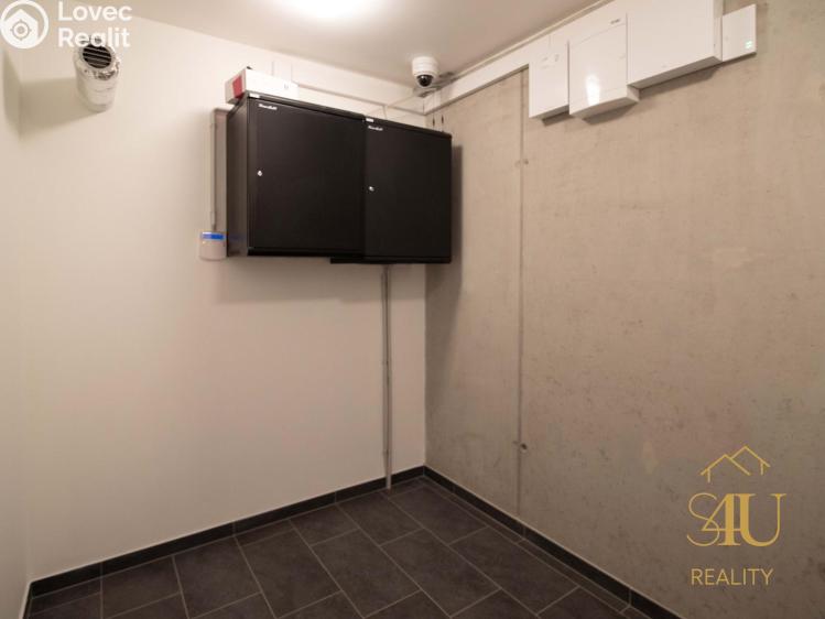 Pronájem bytu 2+KK Praha 10, Dolní Měcholupy, Honzíkova 711/19 č. 17