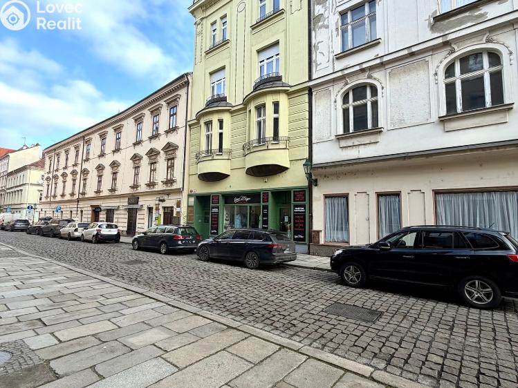 Sale apartment building Plzeň, Sedláčkova 210/14 č. 97