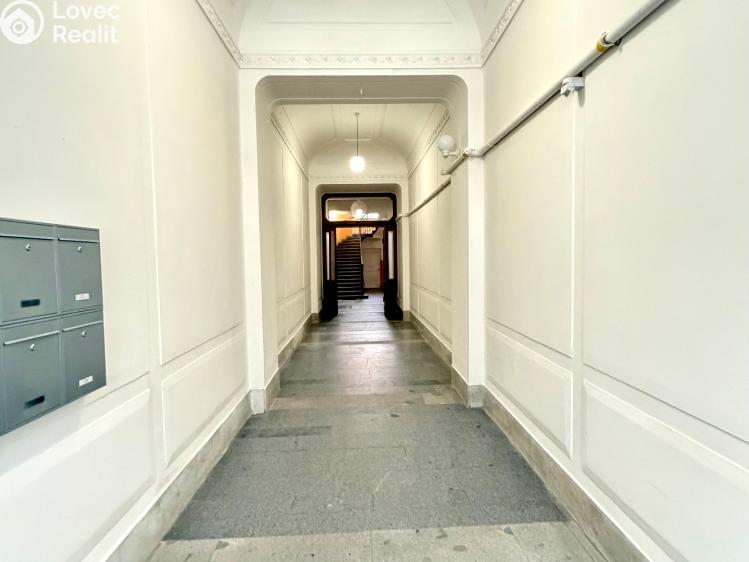 Sale apartment building Plzeň, Sedláčkova 210/14 č. 7