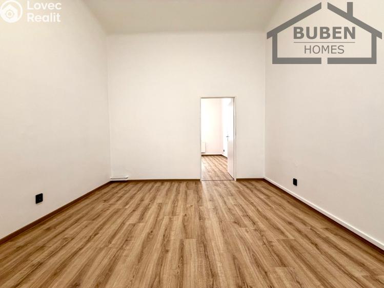 Sale apartment building Plzeň, Sedláčkova 210/14 č. 42